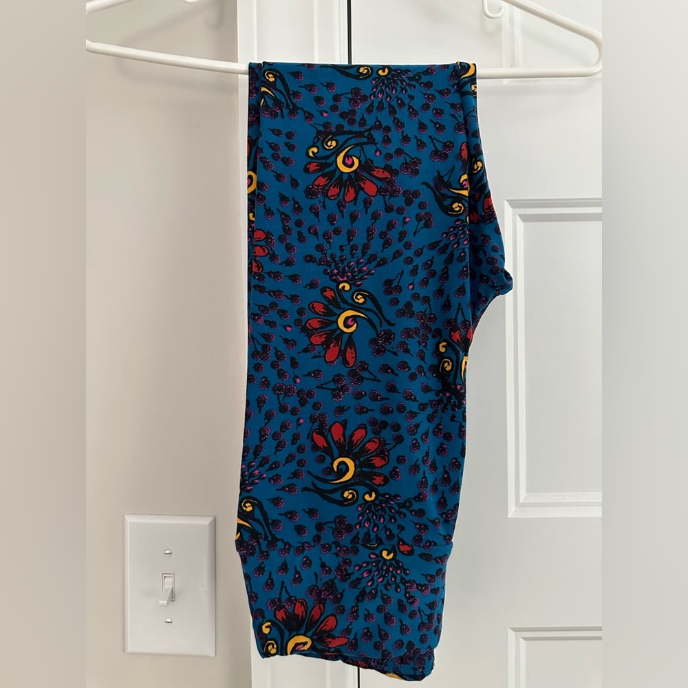 LuLaRoe Patterned Leggings